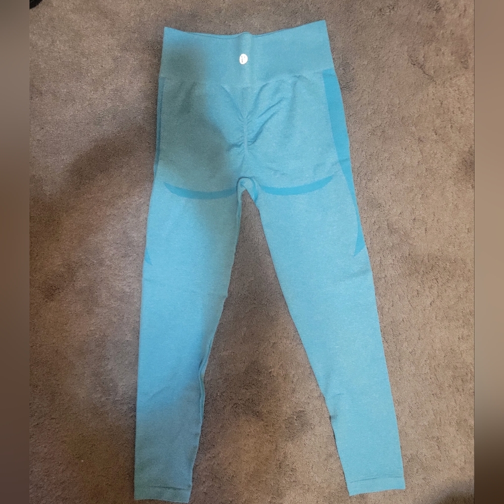 💰⏳Running Girl Butt Lifting Scrunch Butt Compression Leggings large New In Bag
